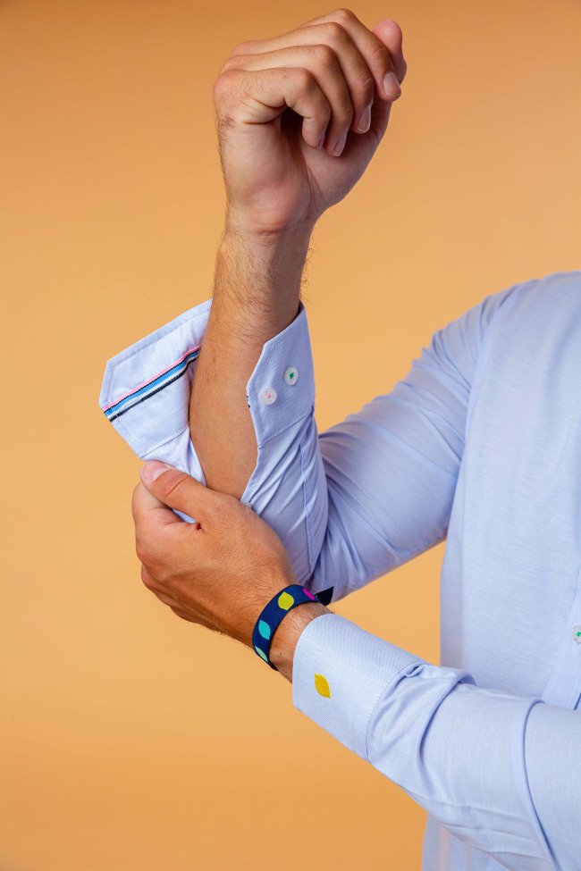camisa-sirlemon-fabricada-en-españa-celeste-botones-colores