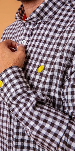 camisa_sir_lemon_cuadros_blancos_marrones_fabricada_en_españa
